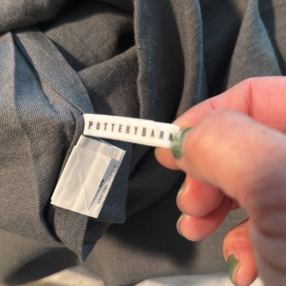Pottery Barn King/California king duvet gray 3 Euro & 3 king shams